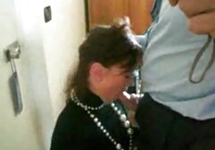 Hermano atrapado hermana masturbándose en el baño y follando por follando alemanas el culo.