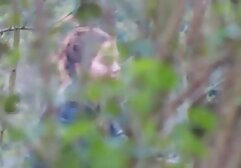 El marrón es tan apretado que solo puede tirar de un juguete. viejas alemanas follando