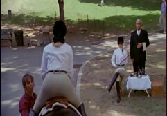 el videos maduras alemanas primero en salir del castillo fue su cigarrillo gigante de Xander.