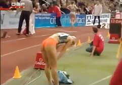 Big Holly West videos orgias alemanas monta uno de estos en la oficina.