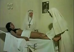 Triste rubia modelo de alemanas follando gratis al lado