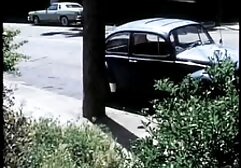 los niños sacuden el pecho y el sacerdote debe pornografia alemana luchar por las recompensas.