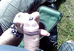 Los chicos rompieron con la stripper y lavaron maduras alemanas follando el esperma con champán.