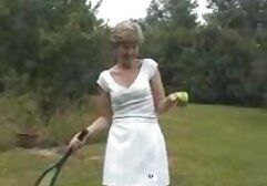 Mamá tiene un trío con su hija y su alemanas follando novio.