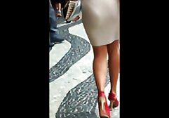 El negro es la alemanas maduras follando polla de su gran polla negra.