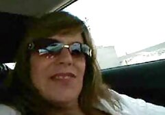 Schmidt, Courtney se mete alemanas follando en público