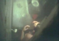 Rubia follando con maduras alemanas cosquillas en los dedos